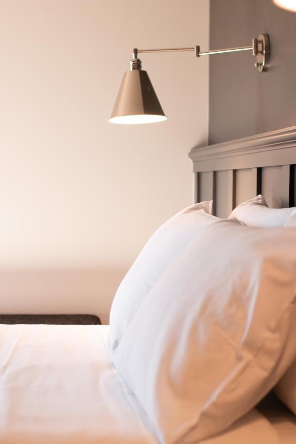 Meeting House Boutique Hotel فولز تشيرش المظهر الخارجي الصورة